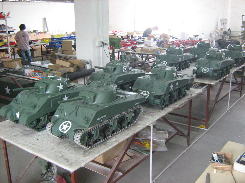 gas powered rc tank